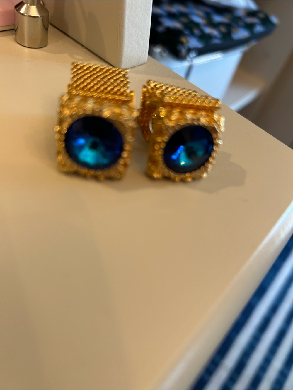 Vintage Gold-Tone Cufflinks with Deep Blue Crystal Accent + Tie Pin